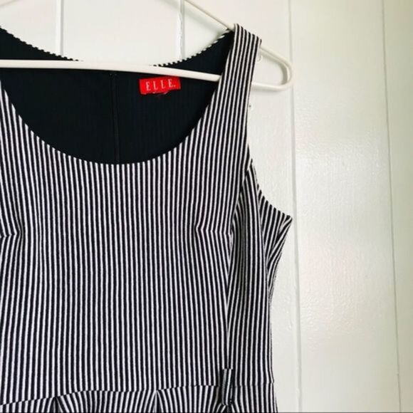 Elle • Vertical Stripe Fit n Flare Sheath Dress - Picture 3 of 5